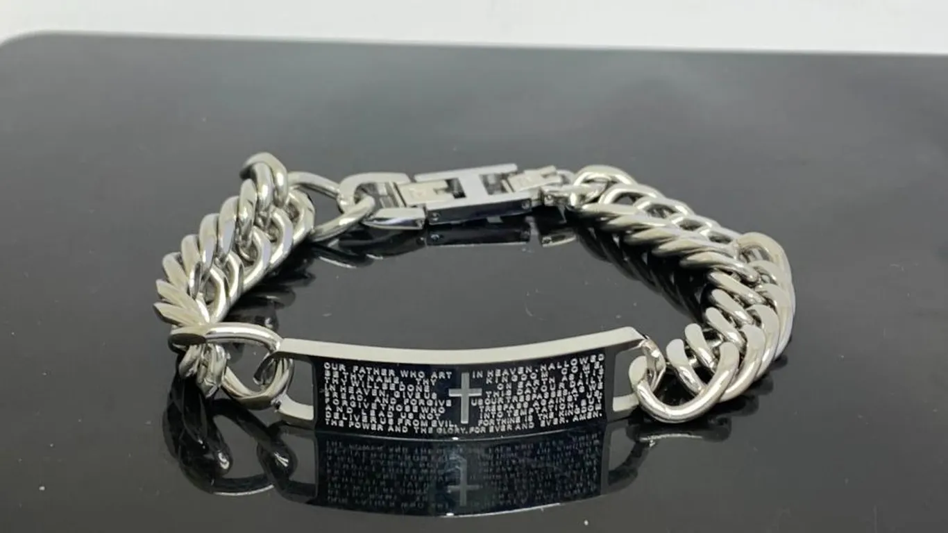 Silver Tone Cross Bracelet