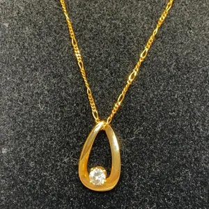 14K Yellow Gold Necklace Diamond Pendant