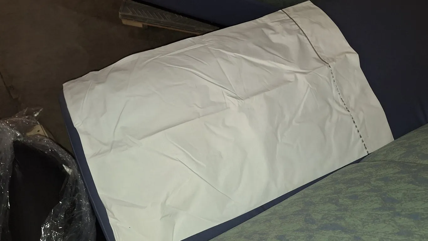 5 Bags of Hotel Pillow Cases, Approx. 200 Bags