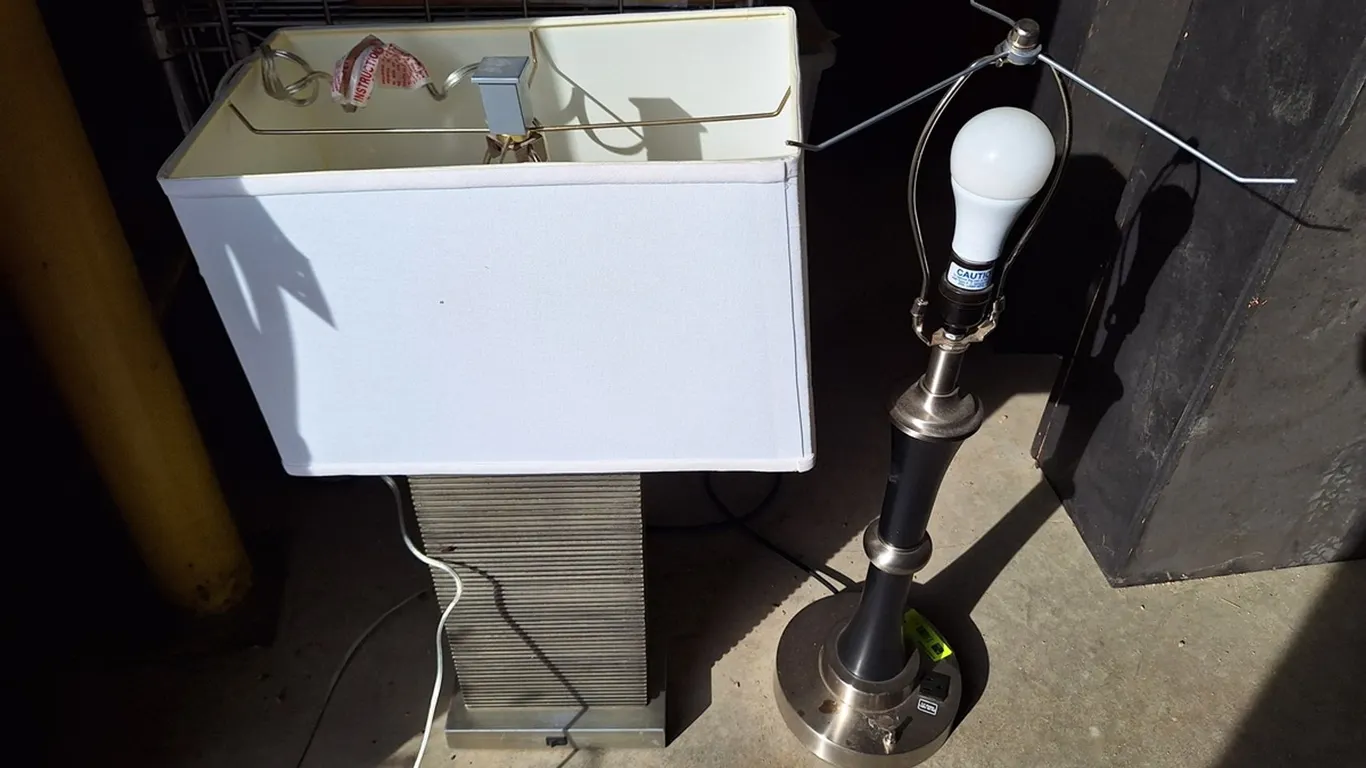 2 Table Lamps