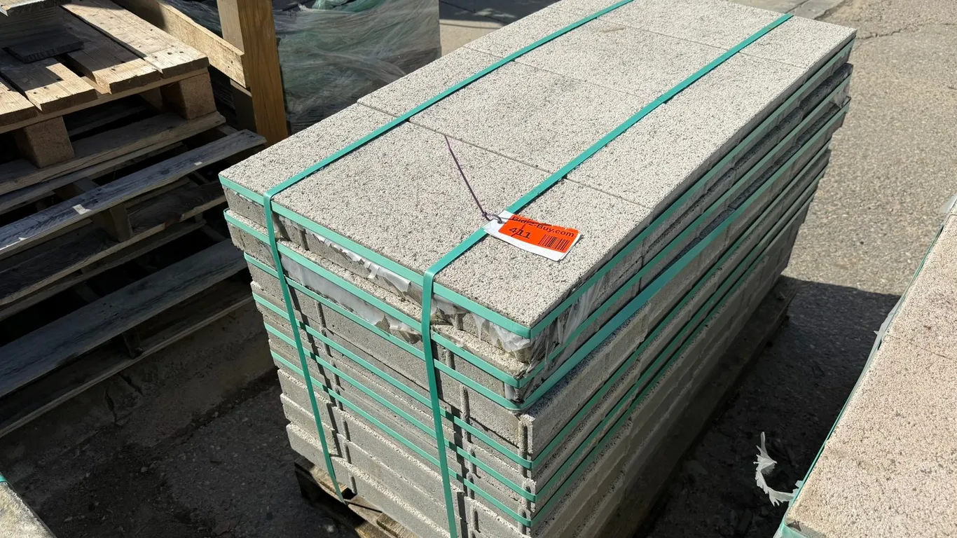 (40) Concrete White Tiles