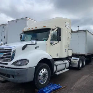 2006 Freightliner Columbia 120