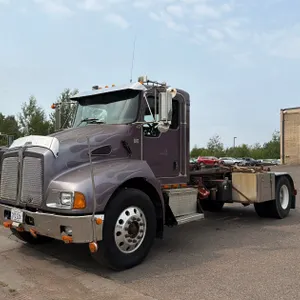 2005 Kenworth T300 Rollback