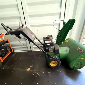 John Deer Snowblower