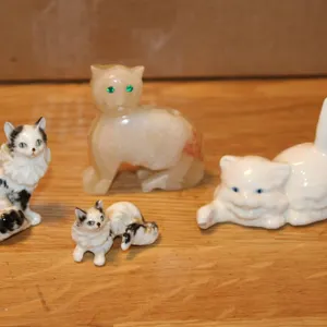 4 Cat Figurines Ceramic and Stone Assorted Styles
