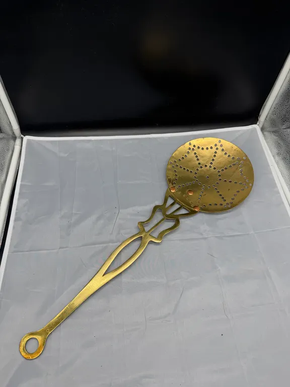 Vintage Brass Pierced Kitchen Skimmer Strainer with Decorative Handle