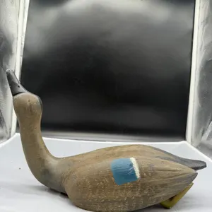 Vintage Hand-Carved Wooden Duck Hunting Decoy with High-Reaching Neck – Folk Art