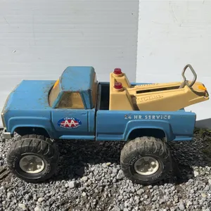 Vintage Tonka Toys Metal Tow Truck