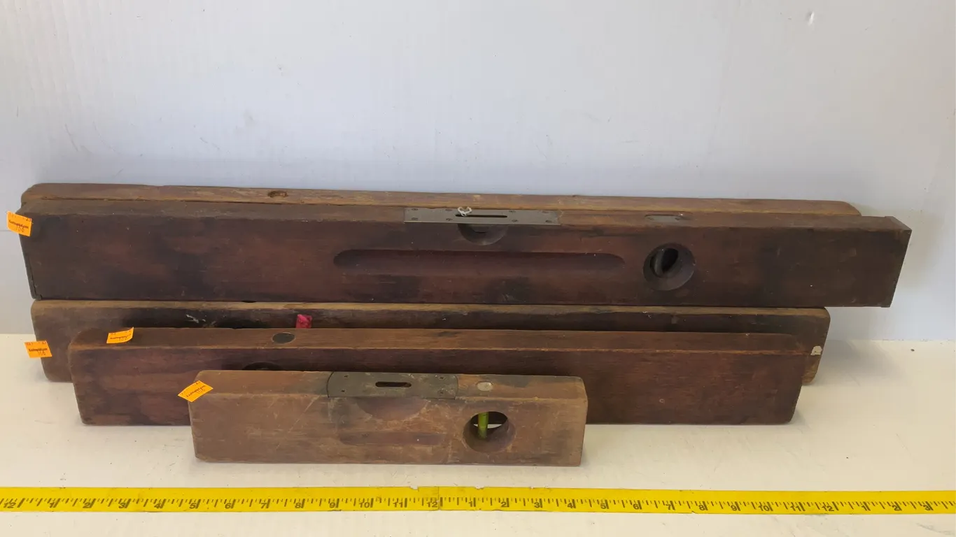 (6) Vintage Levels