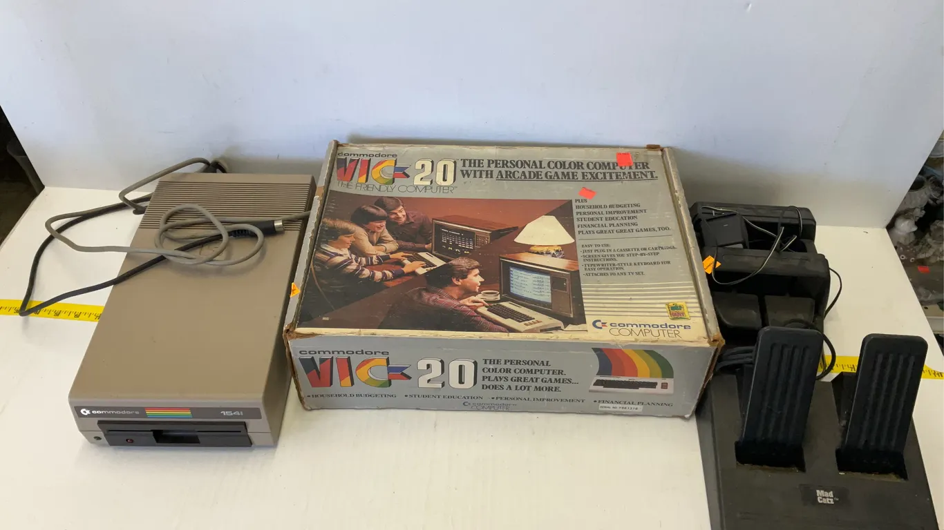 Vintage Commodore 64 Keyboard, Floppy Desk Drive, Game Accessories