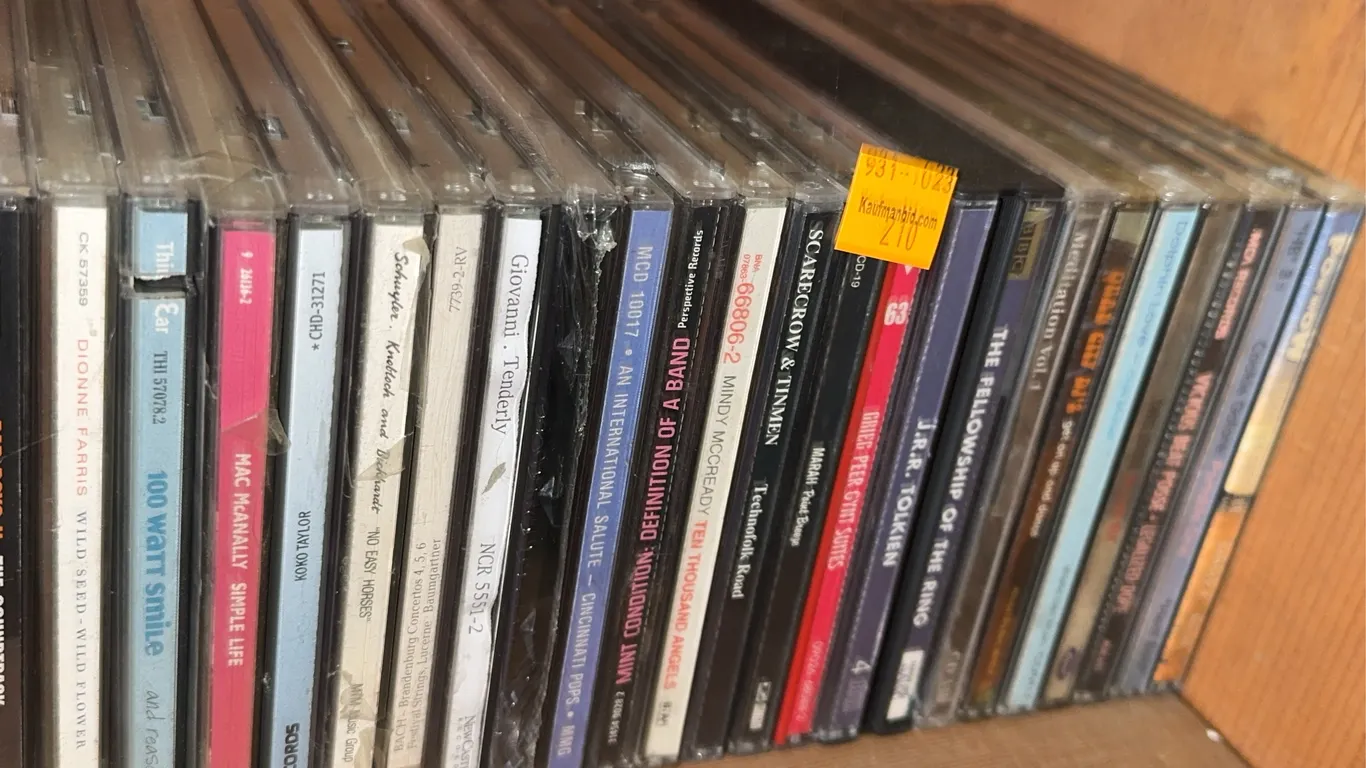 CD’s, Cassettes, 8 Tracks