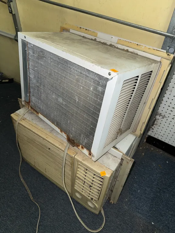 (2) Window Air Conditioner’s