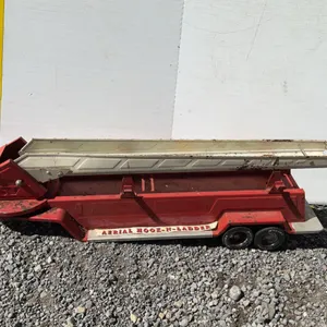 Vintage Nylint Metal Fire Truck Hook & Ladder Trailer