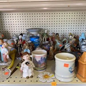 Trinket Dishes, Planters, Assorted Glassware