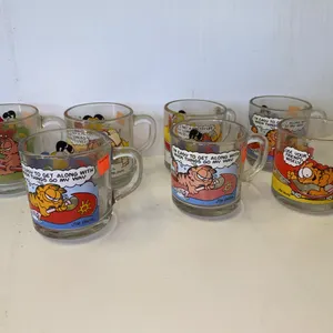 (7) Garfield Collector Glass Mugs