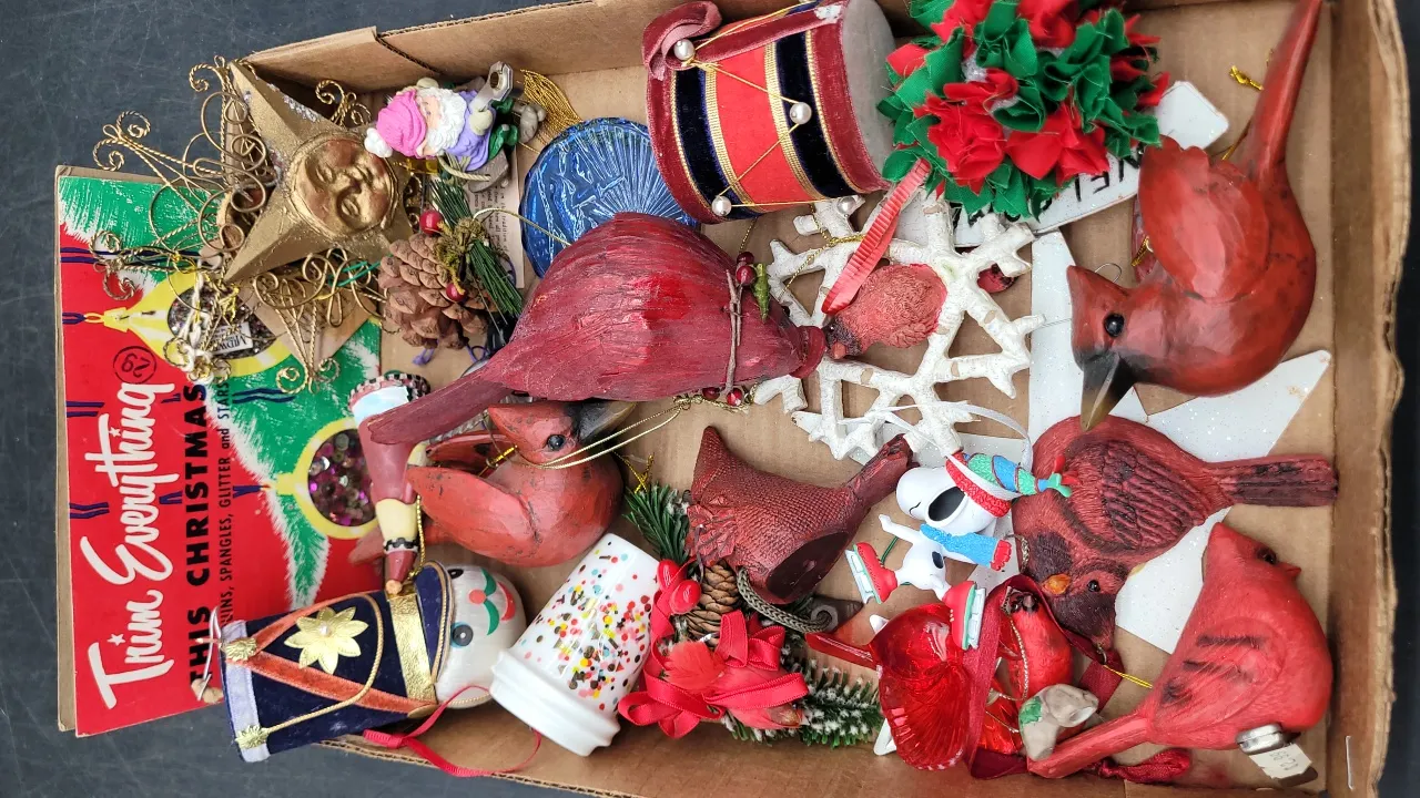 CHRISTMAS – ORNAMENTS – some vintage