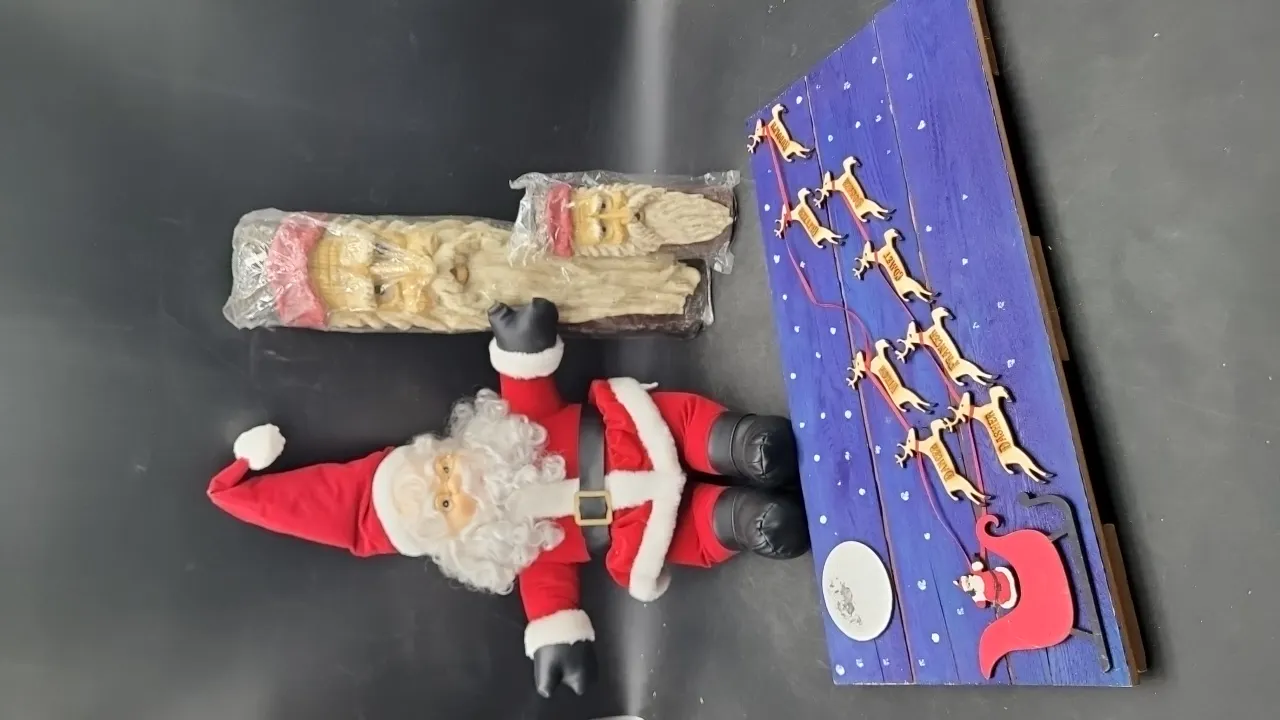 CHRISTMAS - SANTA DECOR