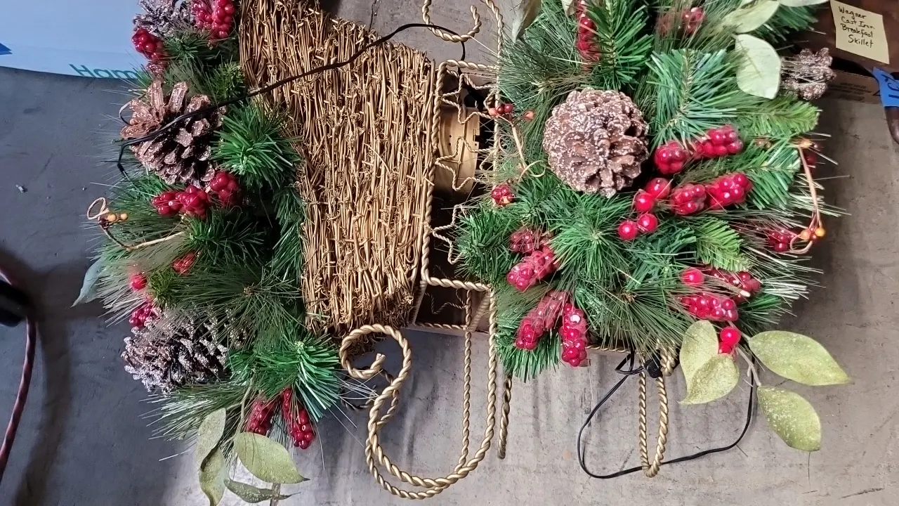 CHRISTMAS - FIBER OPTIC SLEIGHS (2)