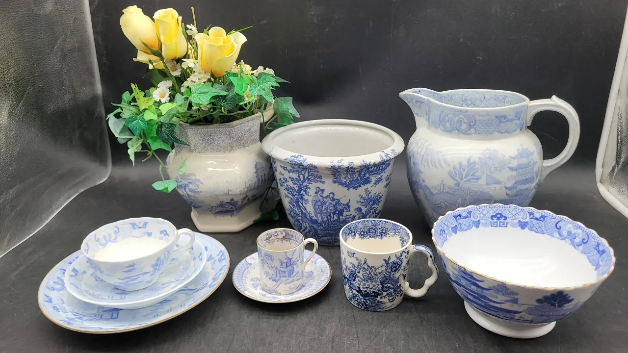 BLUE WILLOW PIECES- PITCHER, BOWLS & more