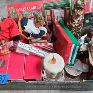 CHRISTMAS- DECOR, BANNER, ICICLES & more