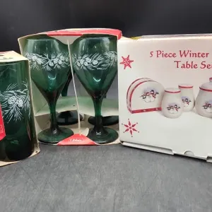 LIBBEY COOLER GLASSES & WINE GOBLETS (NIB) + 5 PIECE WINTER WISHES TABLE SET