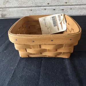 Longaberger Small Berry Basket, 2010