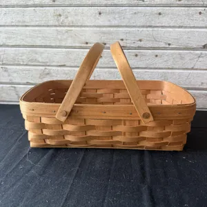 Vintage 1991 Longaberger Handwoven Basket