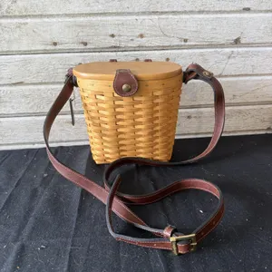 Longaberger Medium Saddlebrook Basket