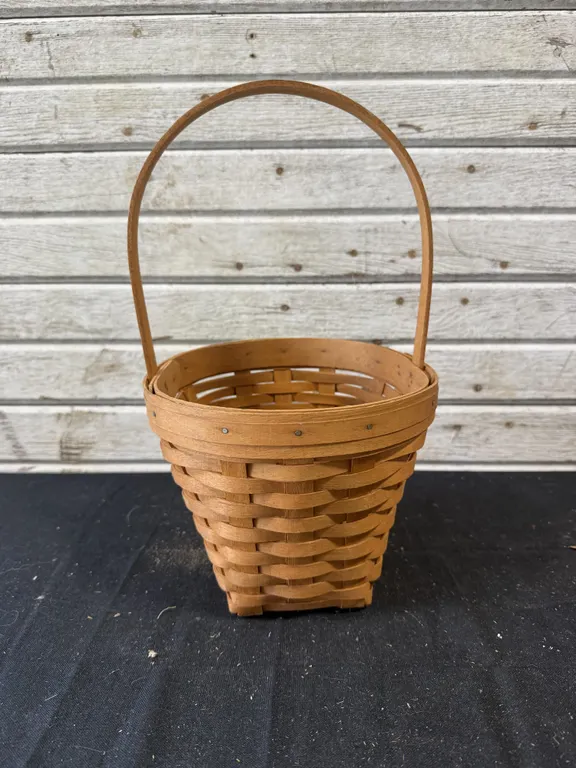 Vintage 1993 Longaberger Handwoven Basket