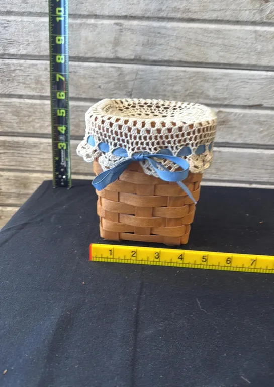 Longaberger Woven Square Basket with Doily Topper