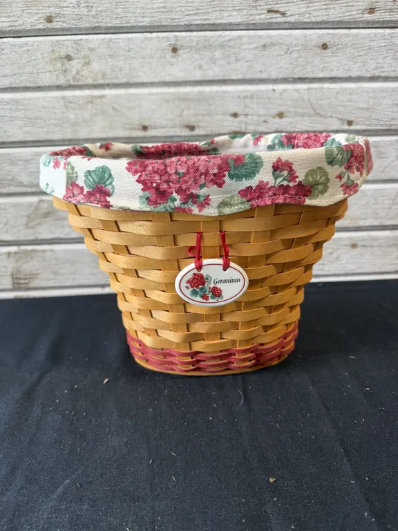 2002 Longaberger May Series Geranium Basket