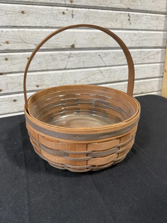 Longaberger Round Basket, 1989