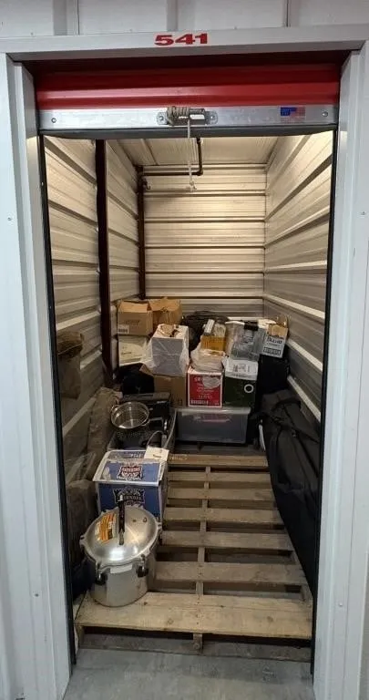 Storage Unit 541 - Size 5ft x 10ft, All Contents