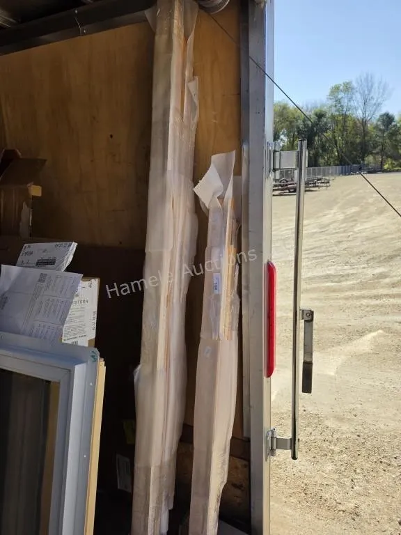 Extension jambs