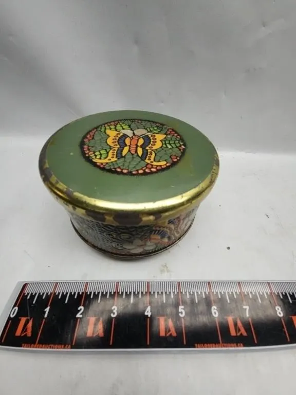 Meister Round Tin with Butterfly Design