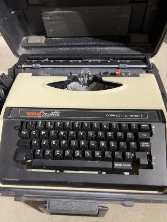 Brother Cassette Correct-O-Riter I Typewriter w