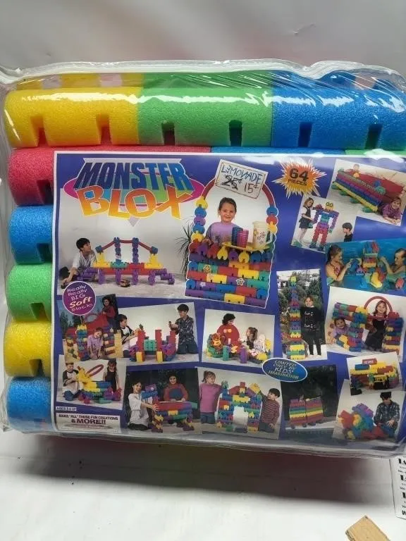 Monster Blox Foam Building Blocks 64 Pieces