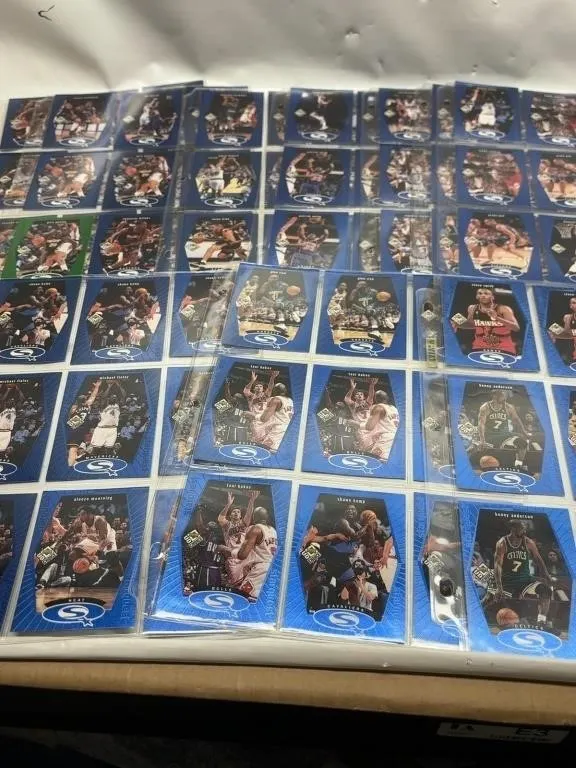 Upper Deck Basketball Cards Lot (90)