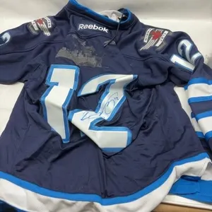 Winnipeg Jets Reebok Signed Hockey Jersey 12