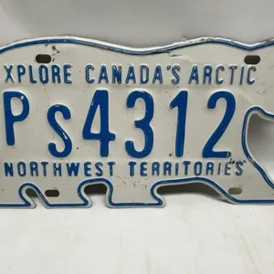 NWT Polar Bear Shaped License Plate