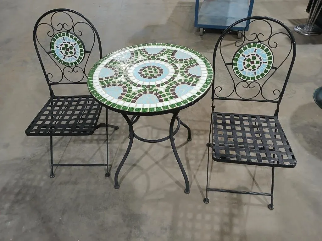 24 1/2"H x 23 1/2"D Round Bistro Mosaic metal