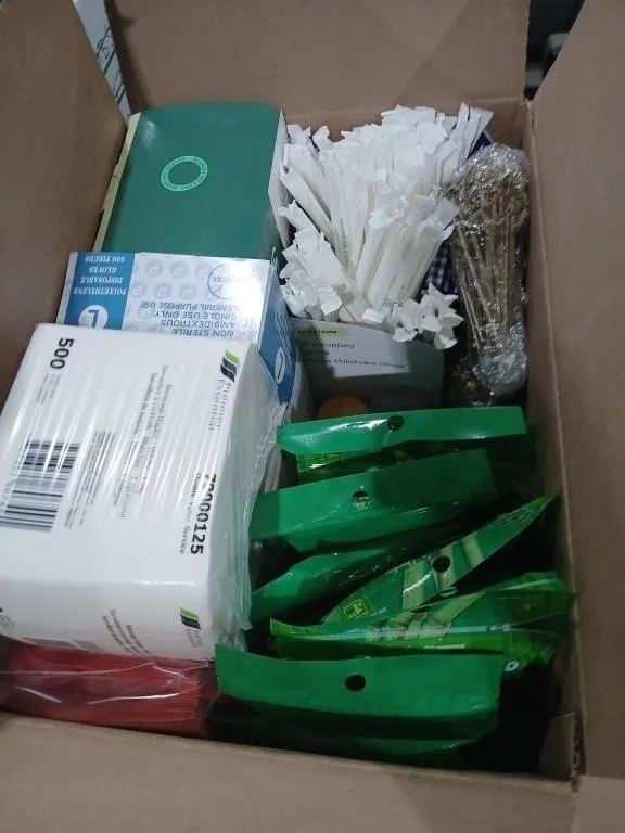 Box w/ napkins, straws, bamboo skewers, tooth