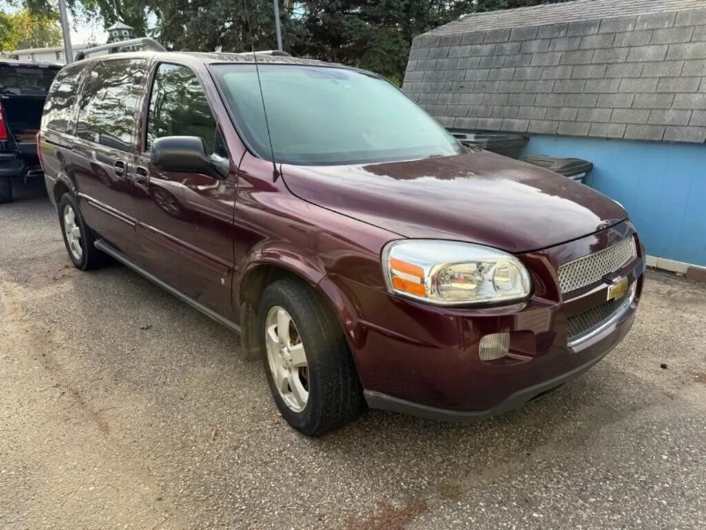 2008 Chevrolet Uplander 6-Cyl Minivan
