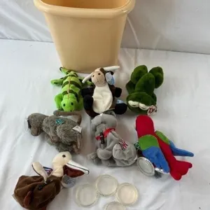 Mixed Plush & Bracelet Collection (Lot of 11)