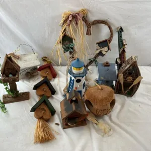 Rustic Birdhouses & Decor (Lot of 9)