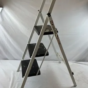 3-Step Folding Metal Step Ladder