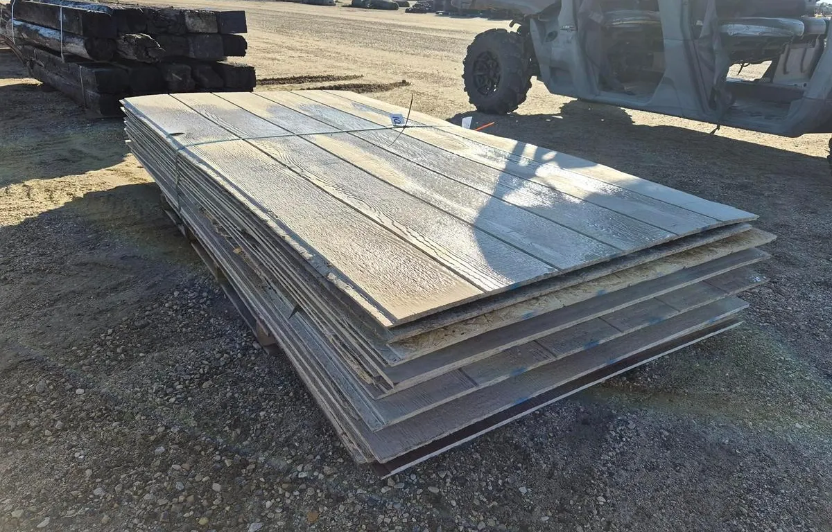 Bundle of Approx. 4' x 8' OSB Siding Panels
UNRESERVED