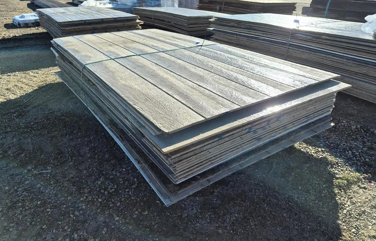 Bundle of Approx. 4' x 8' OSB Siding Panels
UNRESERVED