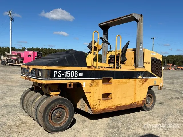 1999 Cat PS-150B 8 Wheel Pneumatic Roller