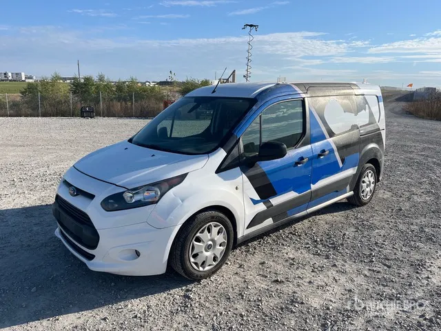 2015 Ford Transit Connect 4x2 Cargo Van